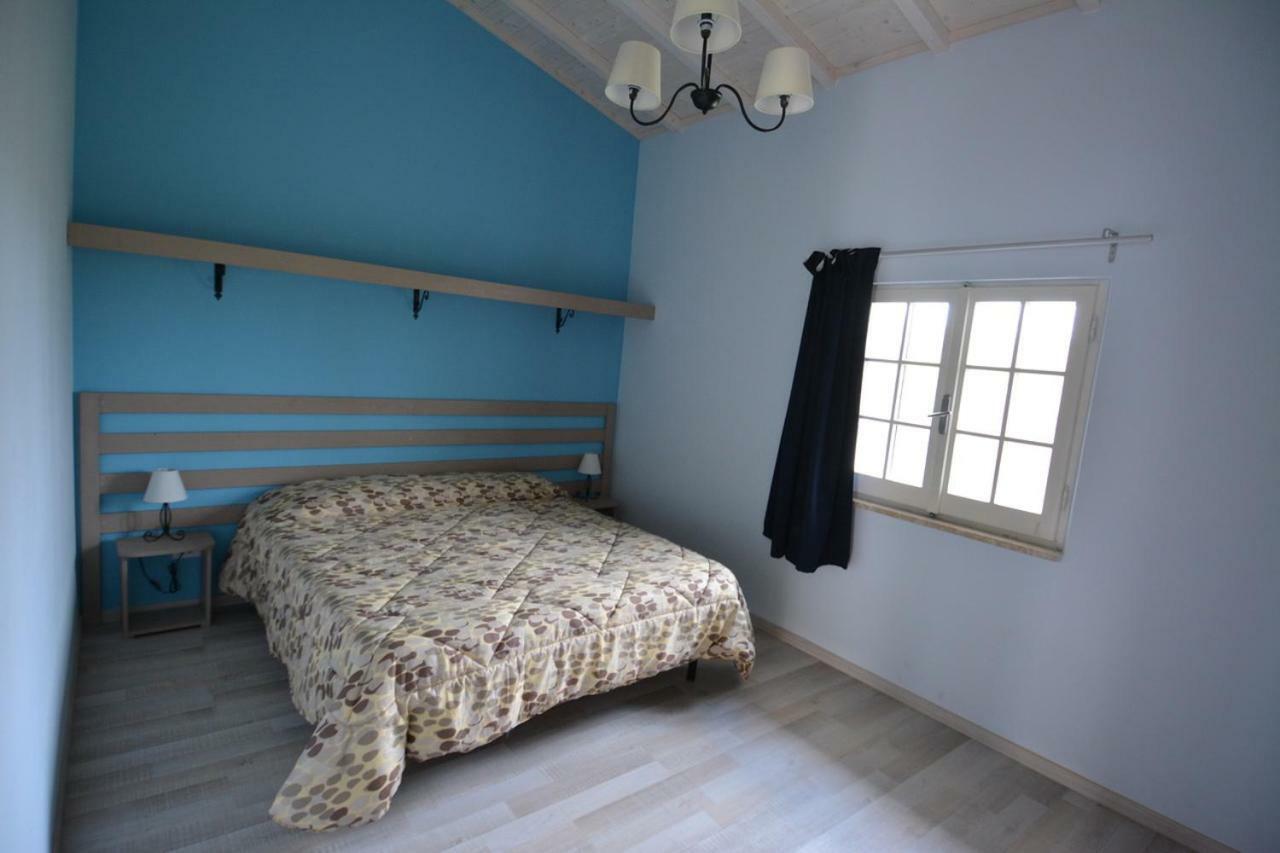 Oasi Di Francesca B&B Понтиния Экстерьер фото